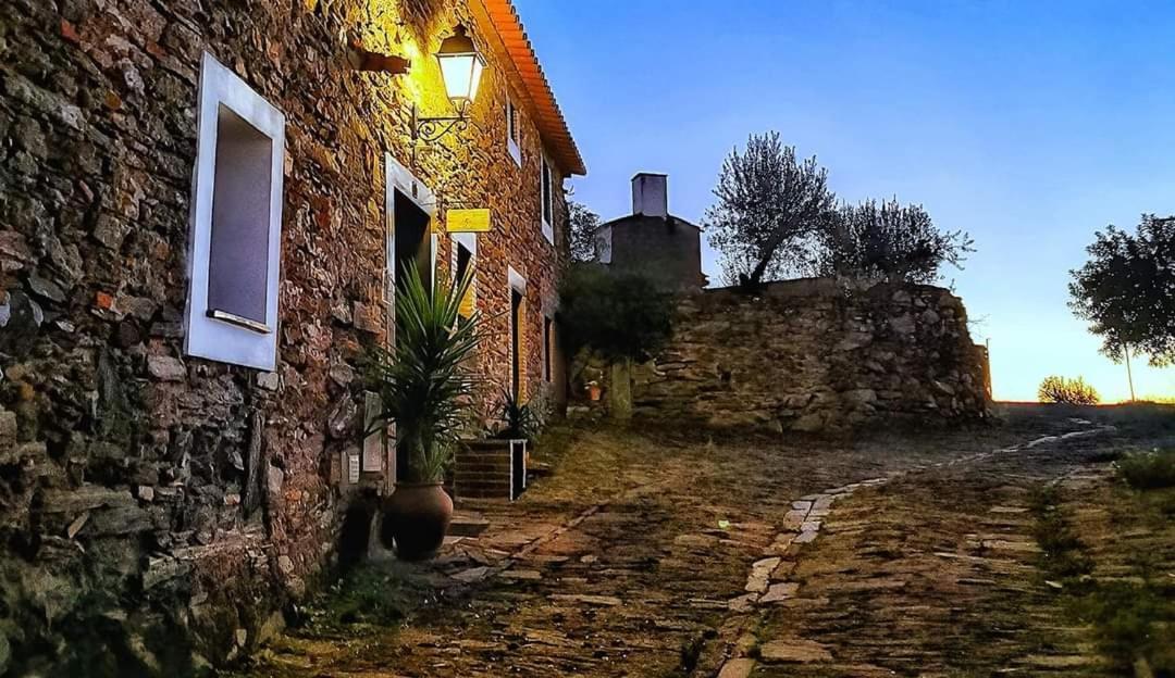 Refugio Da Vila Монсараш Экстерьер фото